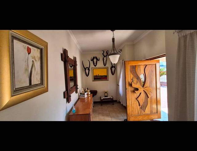 3 BEDROOM HOUSE FOR SALE IN MIDFIELD ESTATE